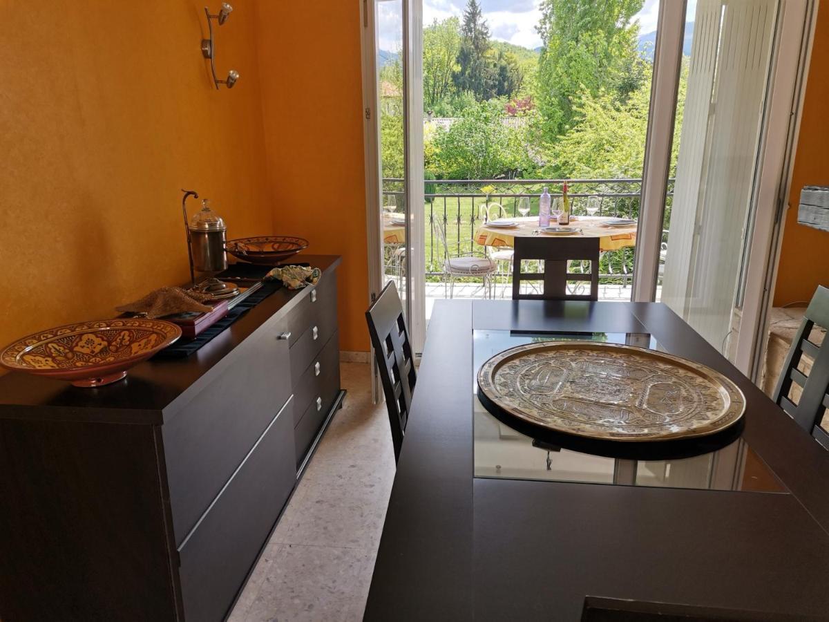 Au Pays D'Olmes Apartman Lavelanet Kültér fotó