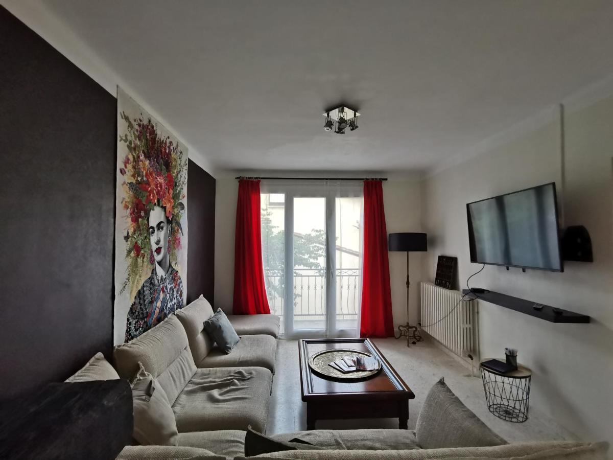 Au Pays D'Olmes Apartman Lavelanet Kültér fotó